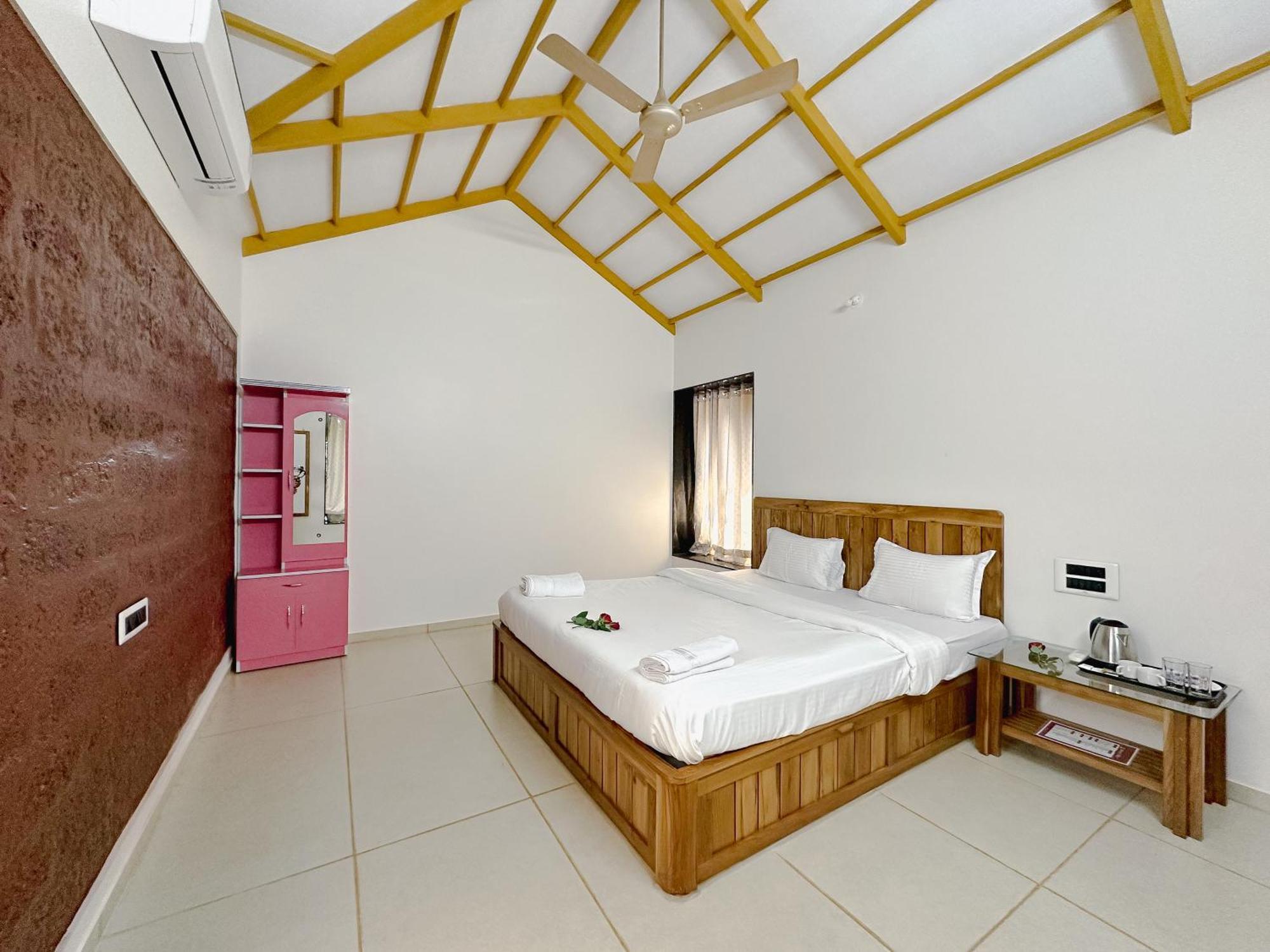 Prasad Villas And Homestay Mathagāva Eksteriør billede