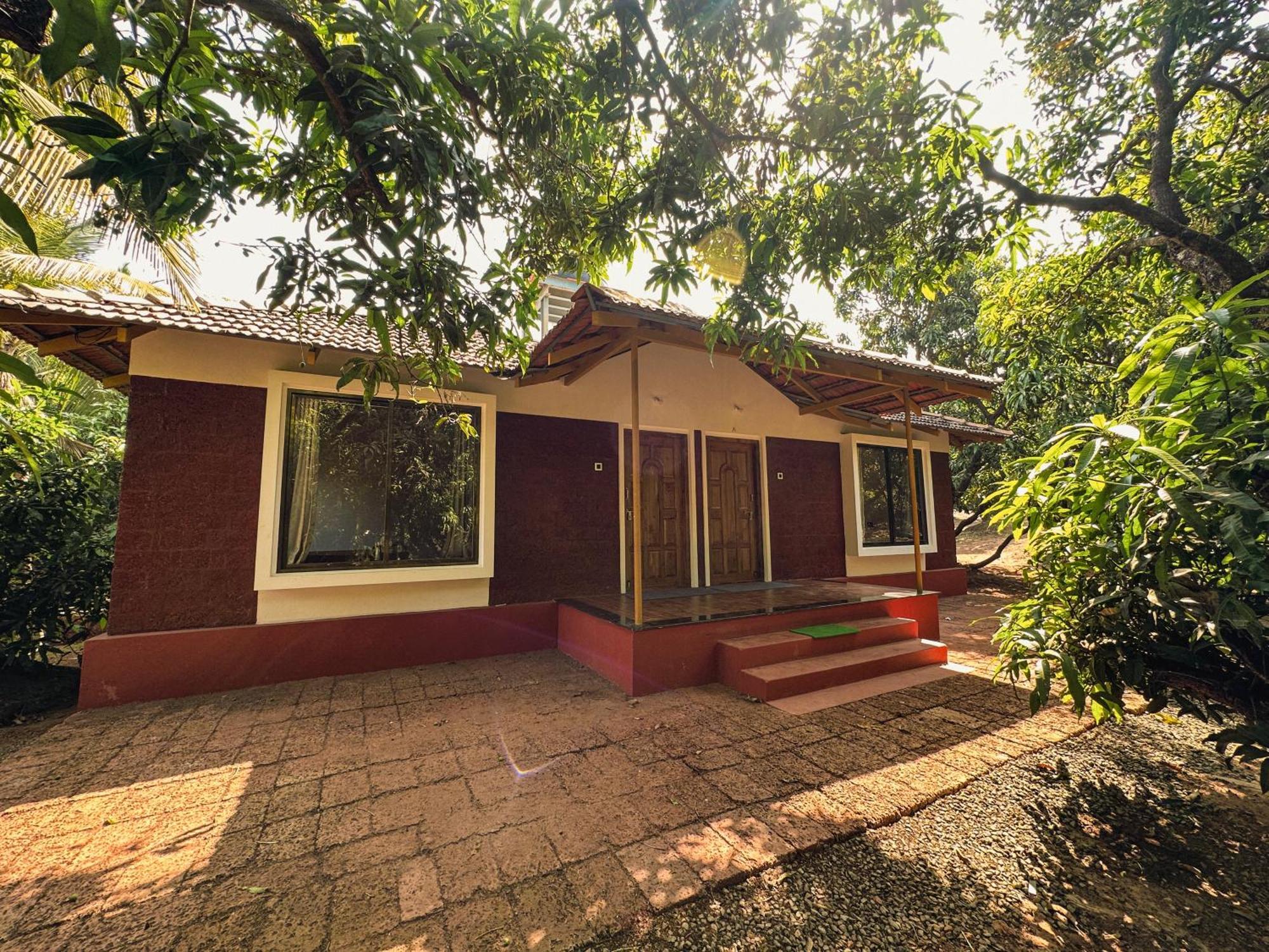 Prasad Villas And Homestay Mathagāva Eksteriør billede