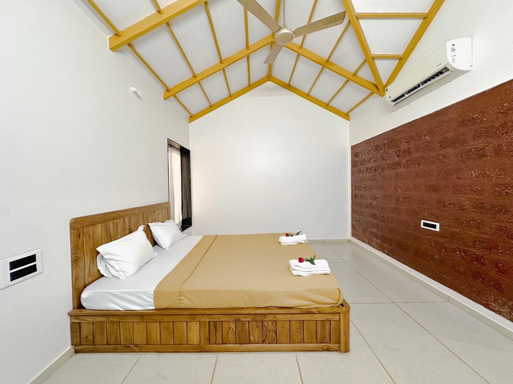 Prasad Villas And Homestay Mathagāva Eksteriør billede